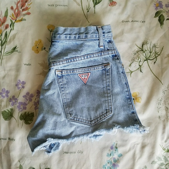 Vintage Pants - Vintage guess shorts